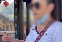 大妈最新爆料视频,最新爆料视频背后的惊人真相
